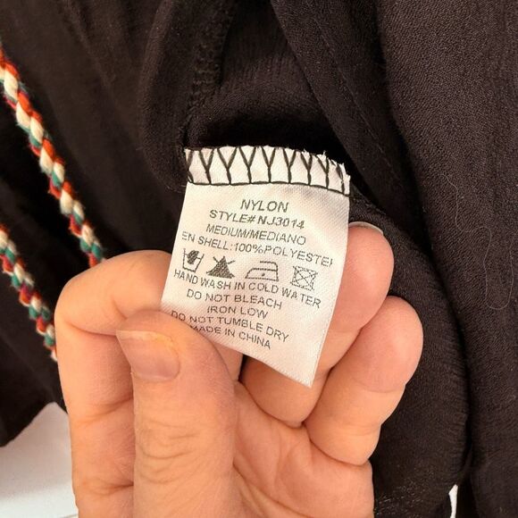 Nylon Apparel Women’s Medium Boutique Aztec Tassel Vest Embroidered Shirt - Picture 3 of 5